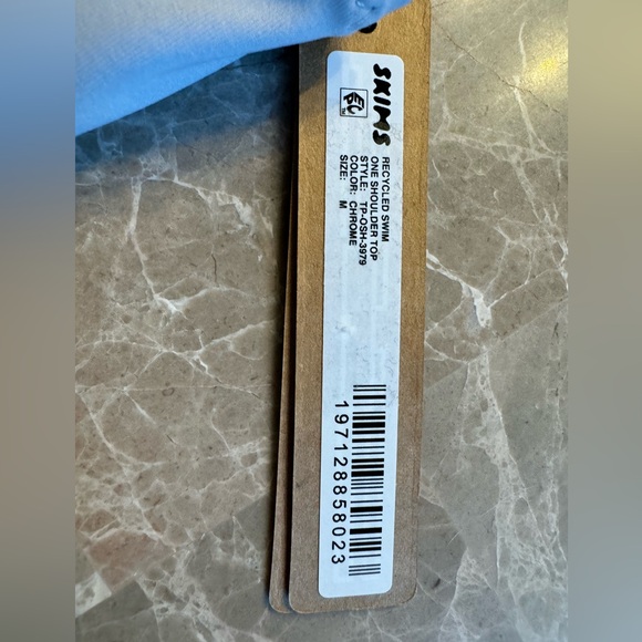 SKIMS SIGNATURE SWIM
ONE SHOULDER TOP SIZE M - Picture 7 of 7